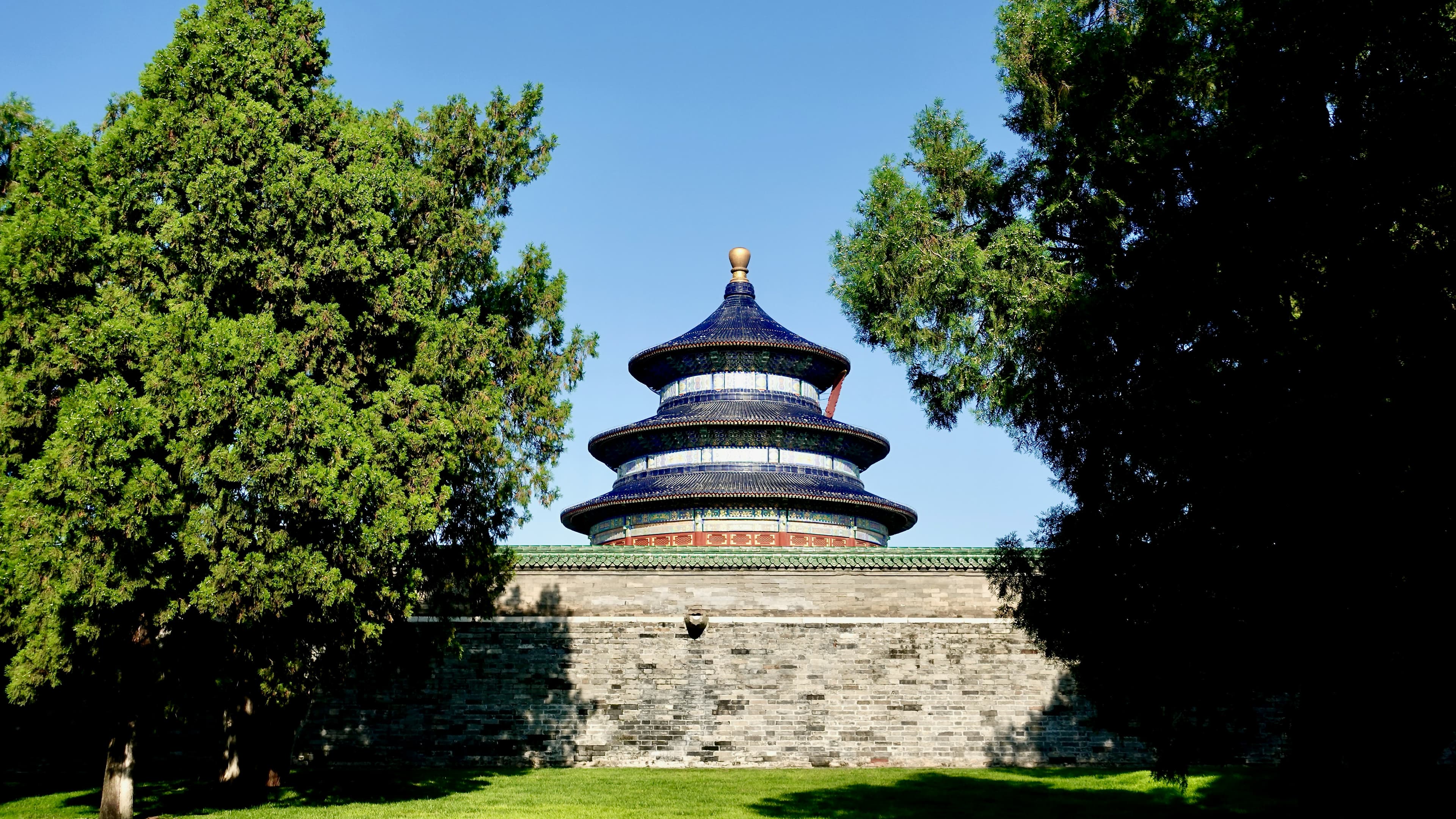 하늘에 제사를 올리던 고요한 황실 유적
천단공원