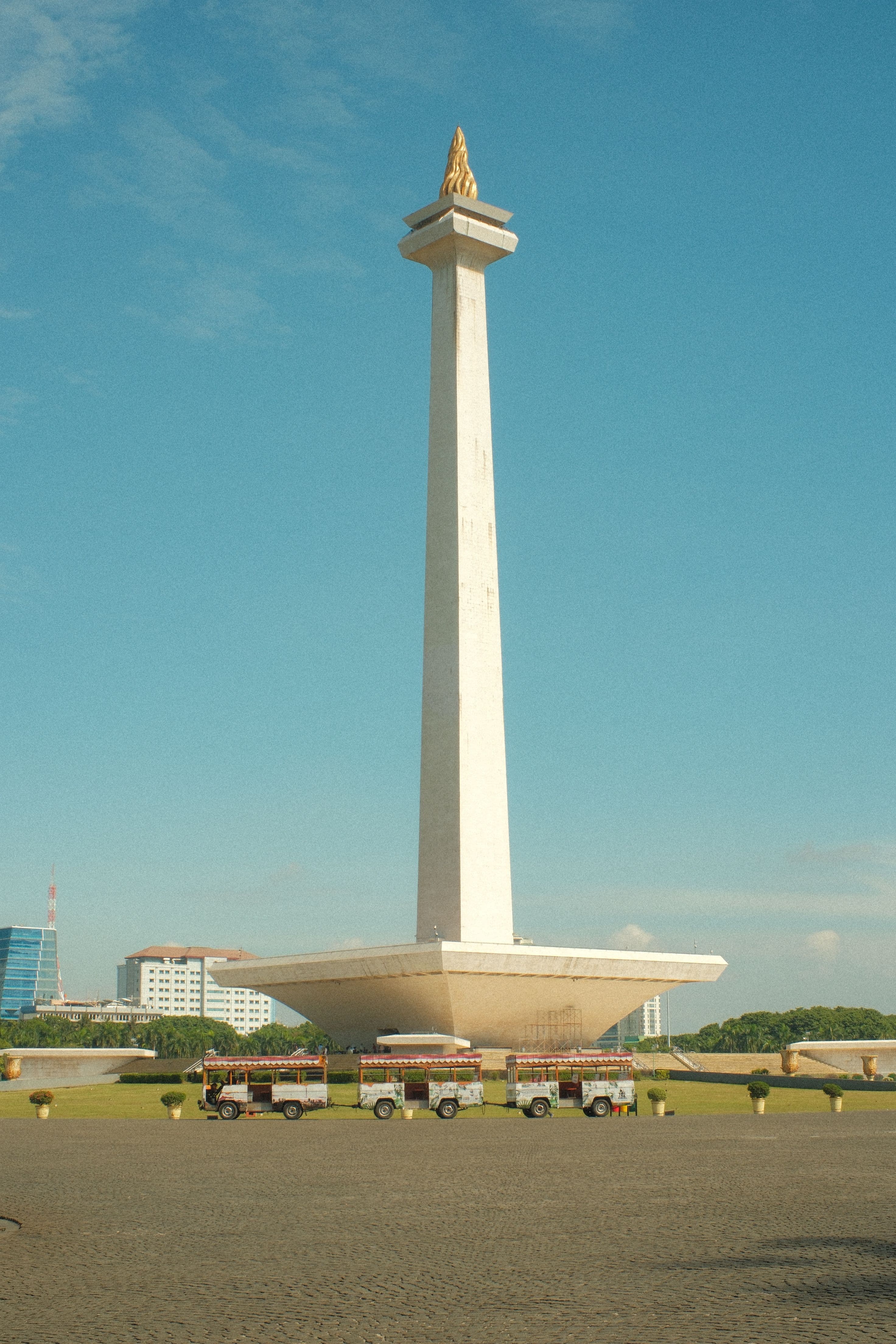 모나스 (국가기념탑)