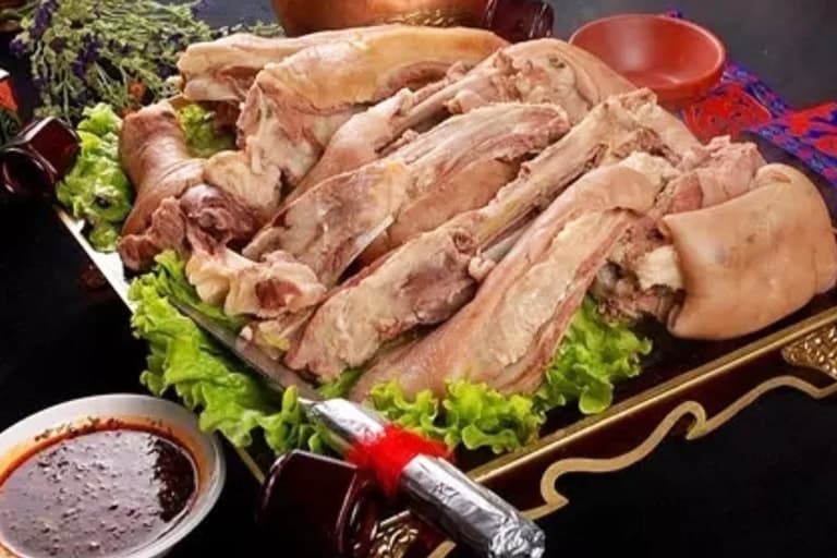 몽골 유목민 음식 즐기기