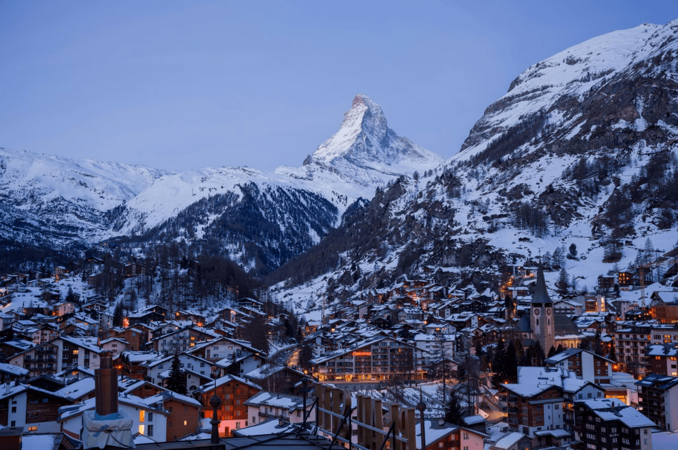 마테호른을 품은 그림 같은 산악 마을
체르마트
